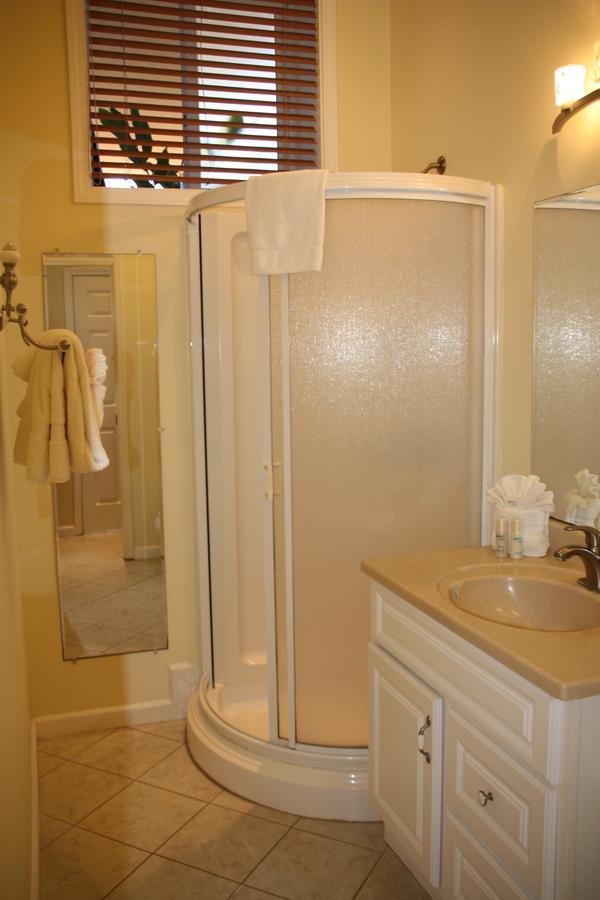 Maui Beach House B & B Kahana Chambre photo