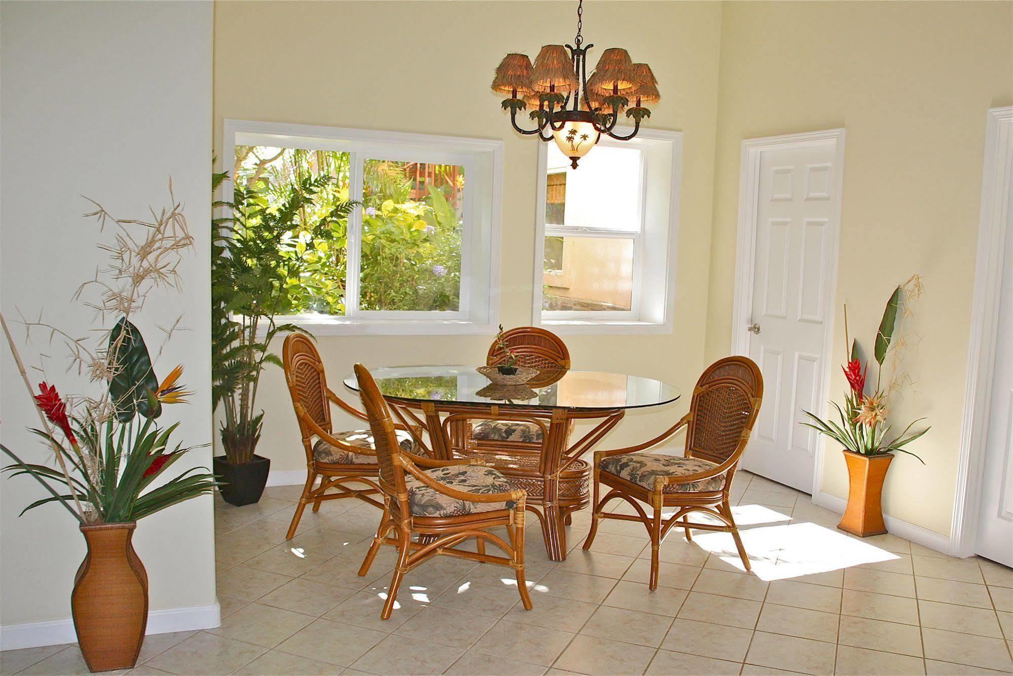 Maui Beach House B & B Kahana Extérieur photo